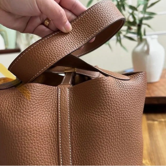 Hermes Picotin 22 Gold - Picture 14 of 14